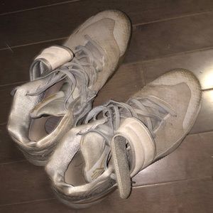 Nike Kyrie 2 battle grey